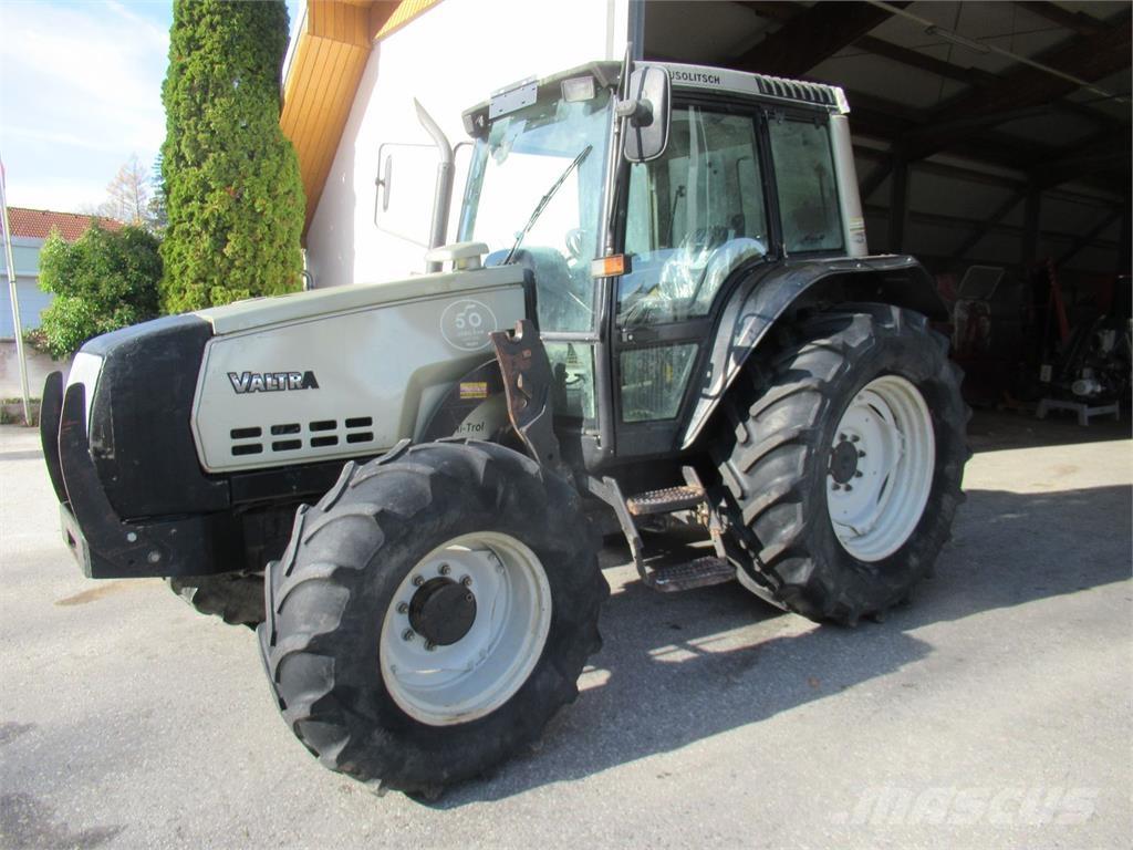 Valtra 6200 Tractoare