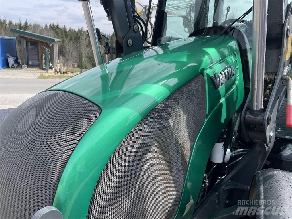 Valtra N 82 Hi-Tech Tractoare