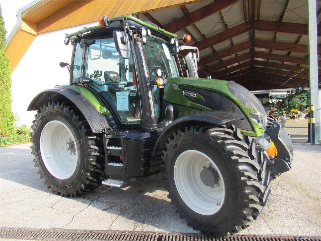 Valtra N175 Tractoare