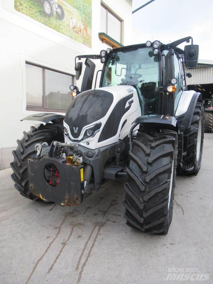 Valtra N175 Active Tractoare