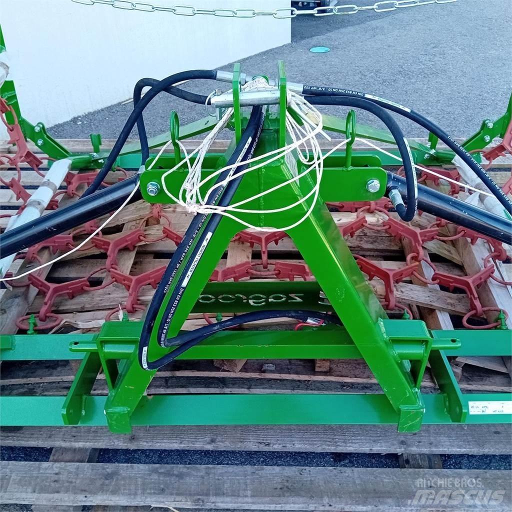 Zagroda Wieseneggen Alte masini si accesorii de insamantare