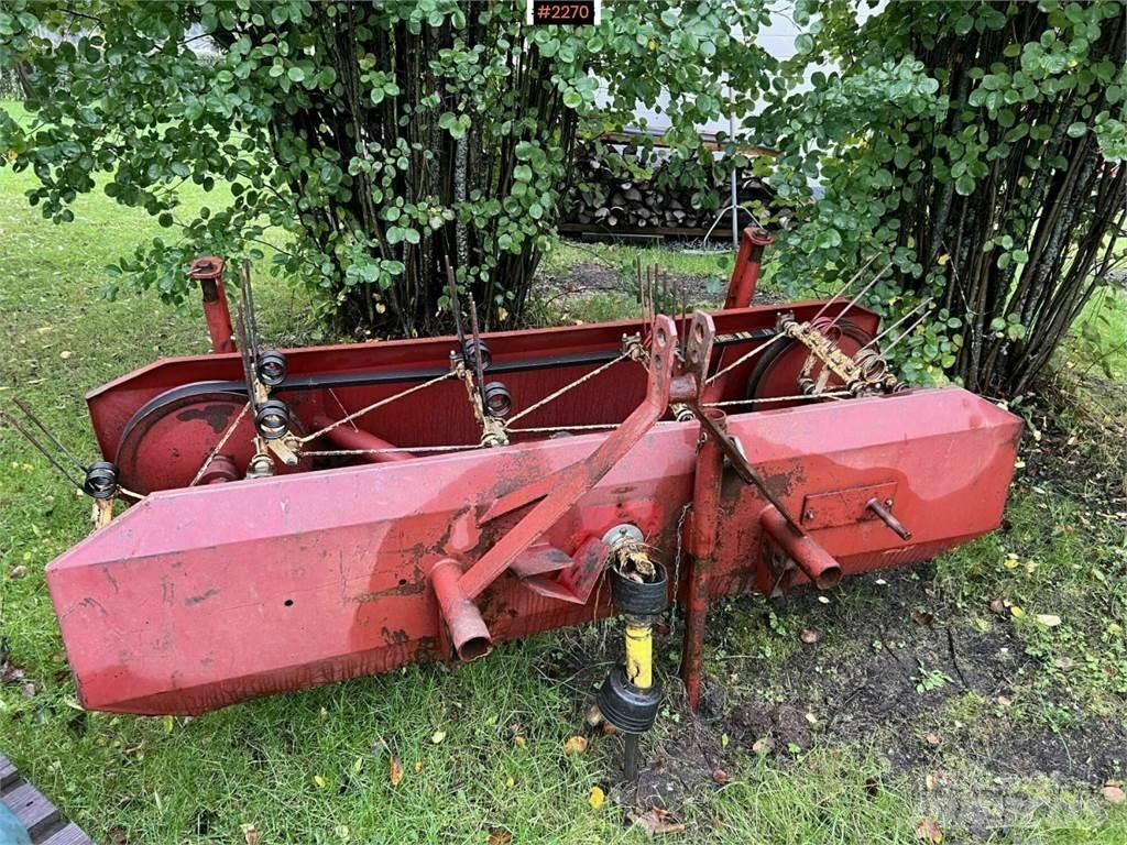 Akron Kombi 10 Alte echipamente pentru nutret