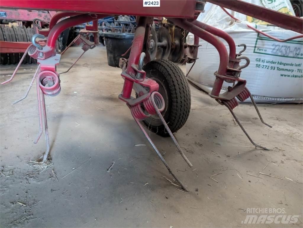 JF CR 320 Alte echipamente pentru nutret