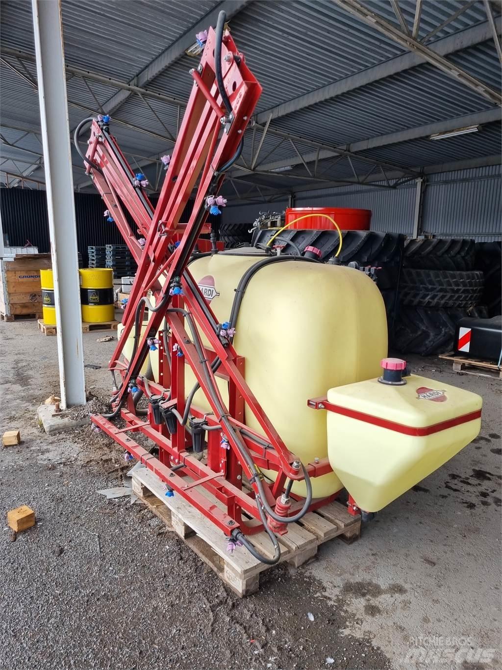 Hardi  Tractoare agricole sprayers