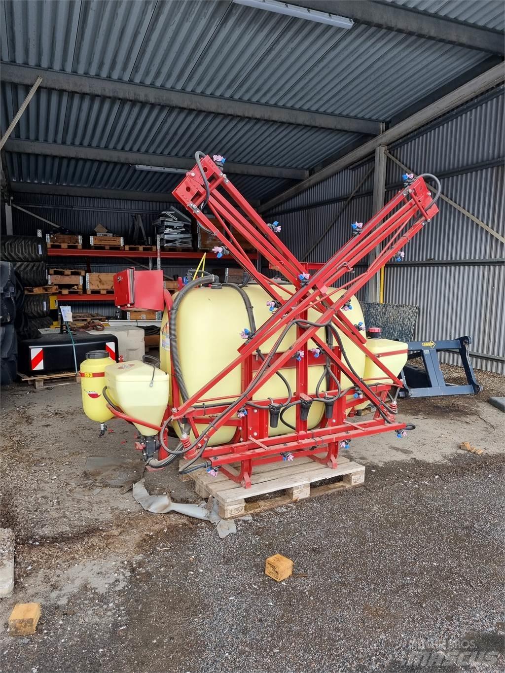 Hardi  Tractoare agricole sprayers