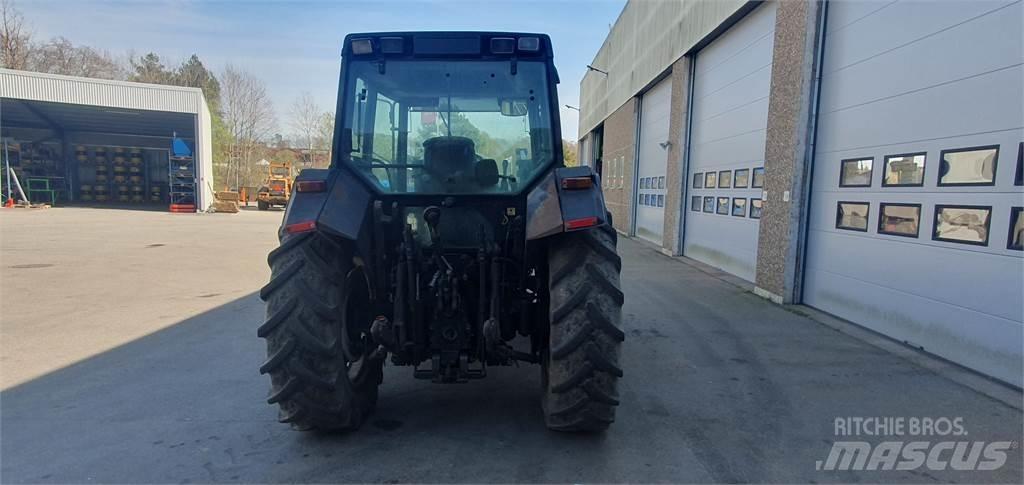 Valtra 6200 Tractoare