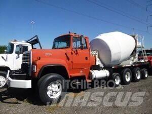 Ford LT9000 Altele