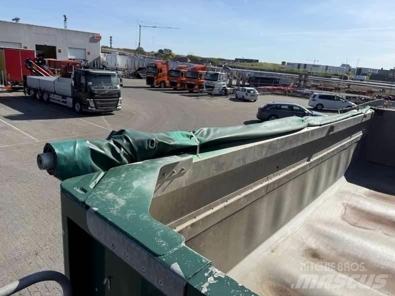  HK TIPPER 25 m³ Semi-remorca Basculanta