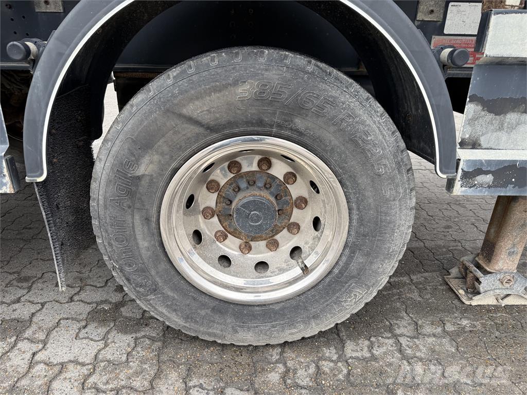 Kel-Berg 23 m³ Semi-remorca Basculanta