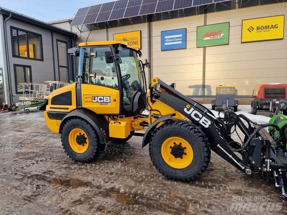 JCB 409 SV Uusi Incarcator pe pneuri