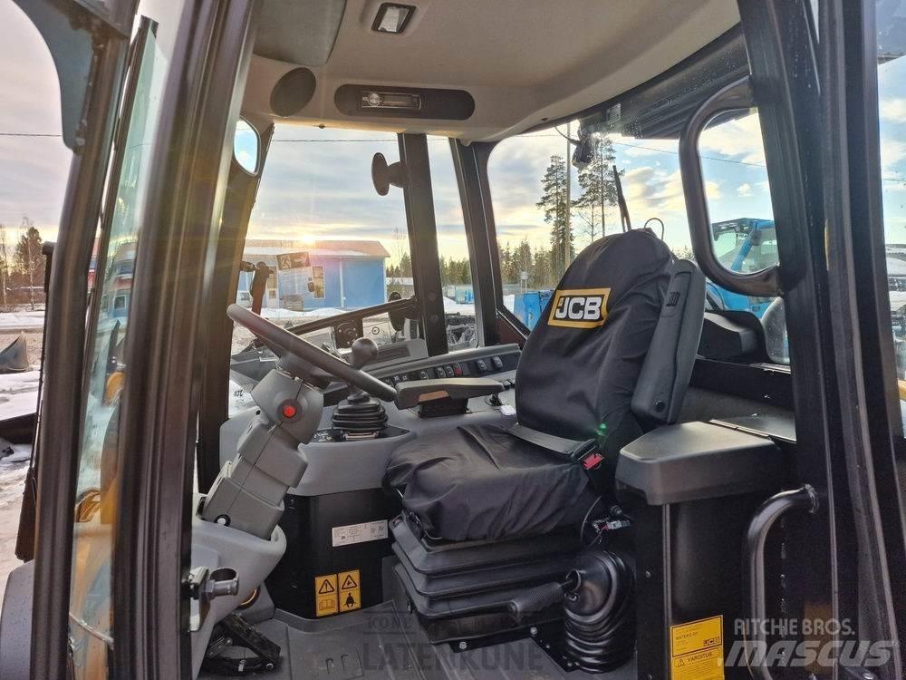 JCB 409 SV Uusi Incarcator pe pneuri