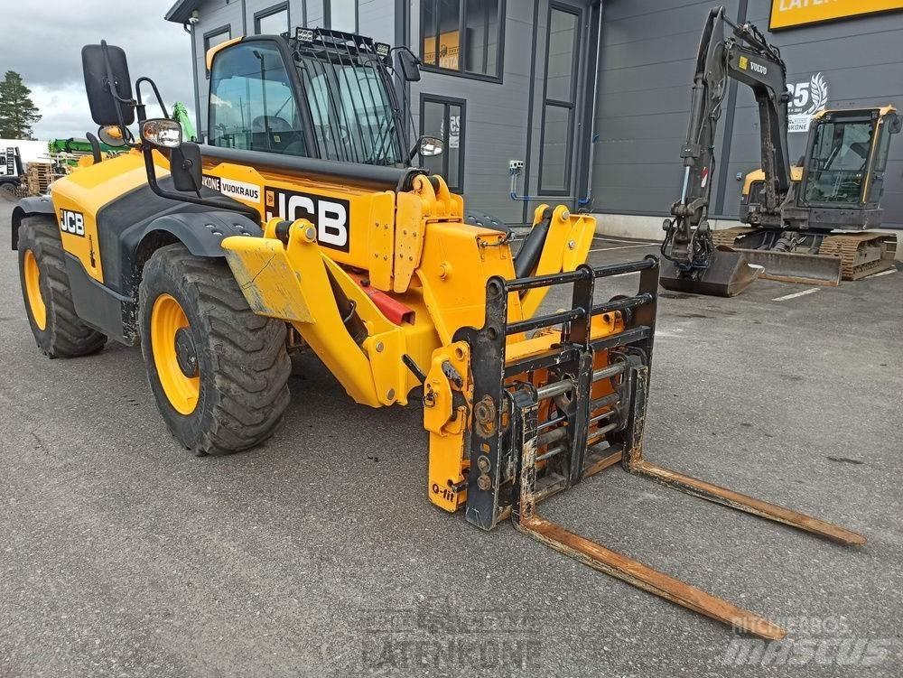 JCB 535-125 kurottaja Stivuitoare telescopice