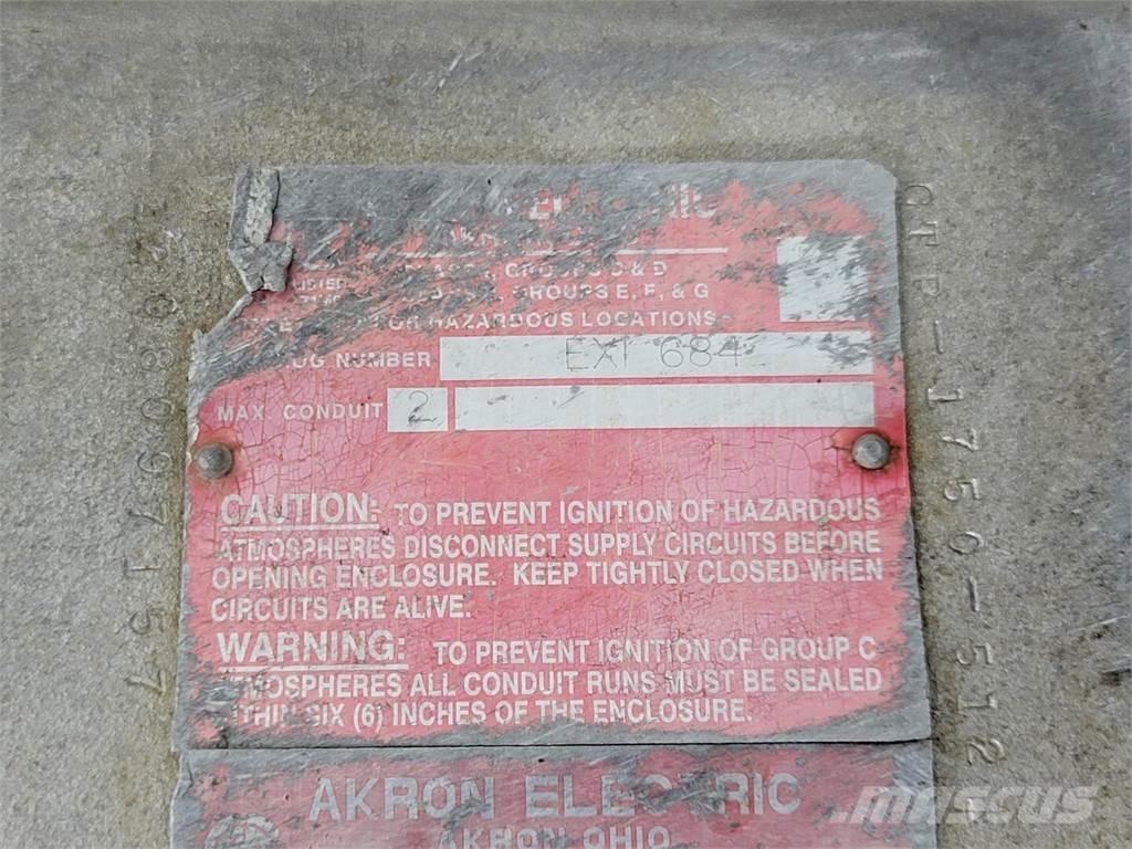 Akron EXI684 Utilaje construcții - Altele