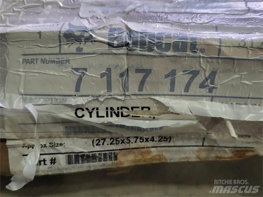Bobcat 7117174 Alte componente