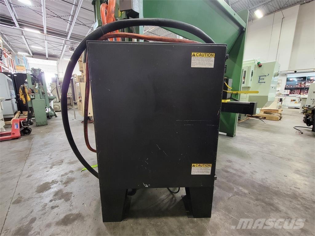  CINCINNATI 90CB x 8 Utilaje construcții - Altele