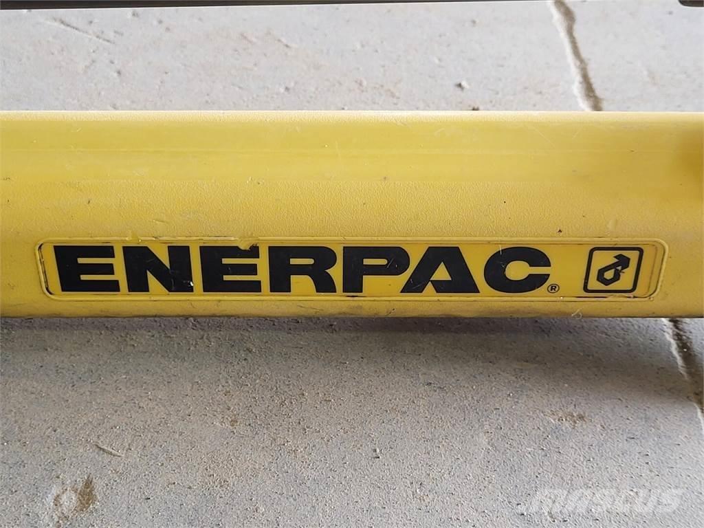  ENERPAC Pompa de apa