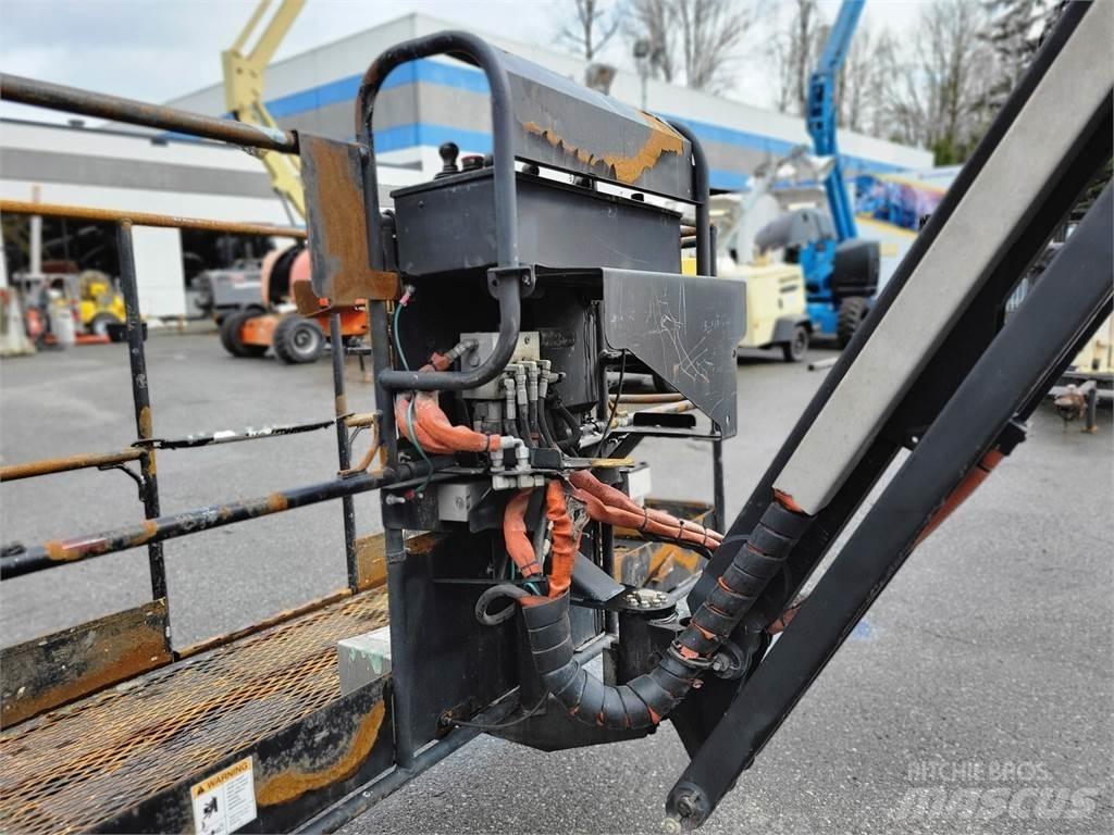 Genie Z-80/60 Nacele cu brat articulat