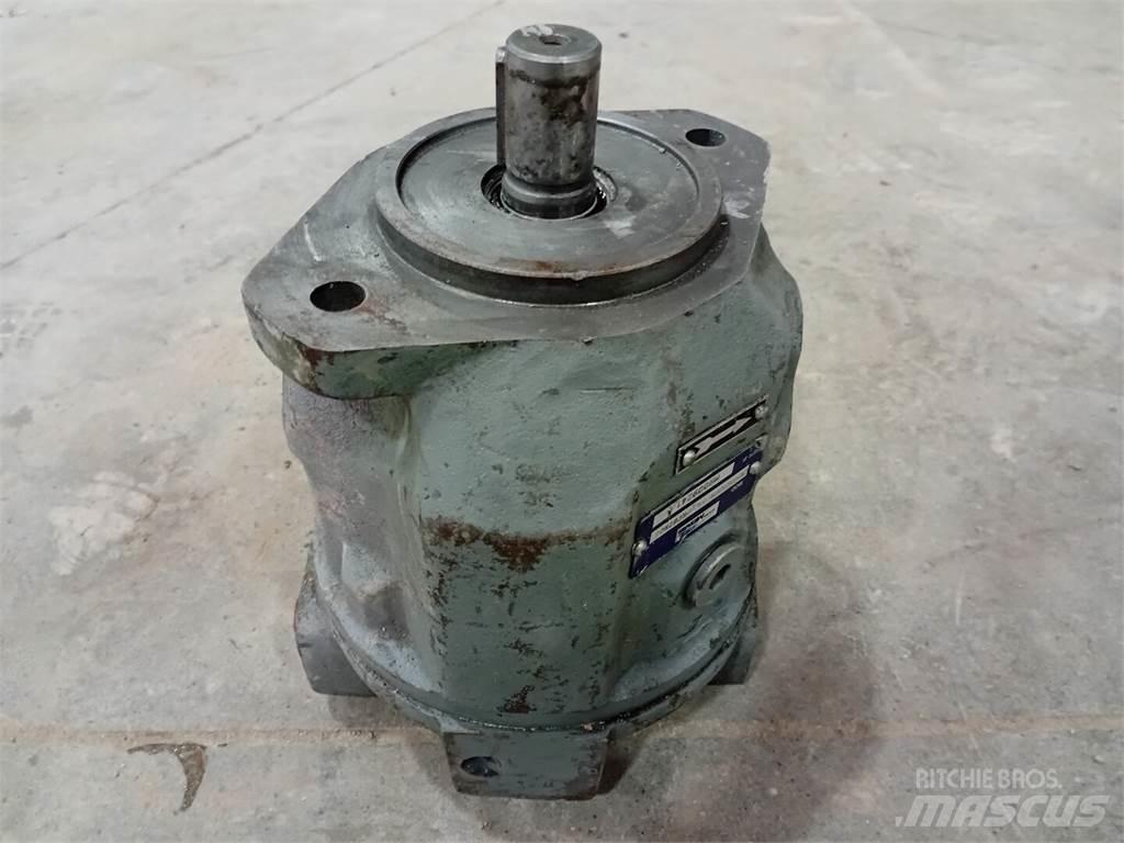  GENUINE METARIS Pompa de apa