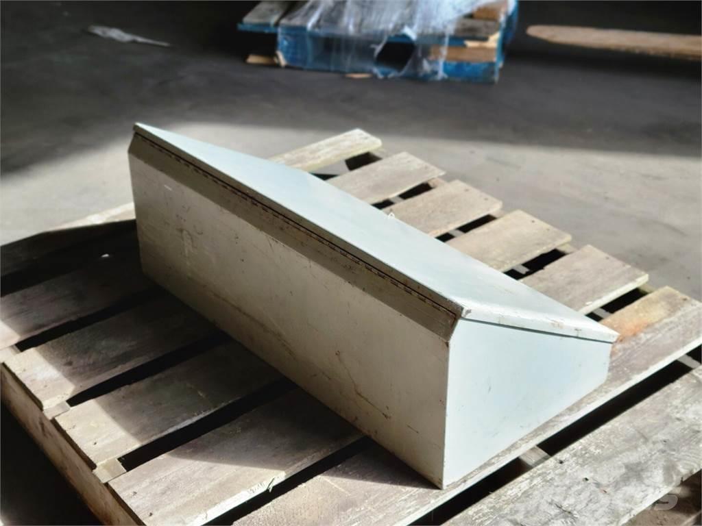  HAMMOND 1488JQ11 Utilaje construcții - Altele