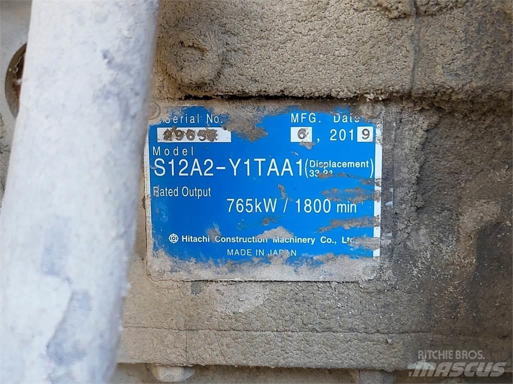 Hitachi S12A2-Y1TAA1 Motoare
