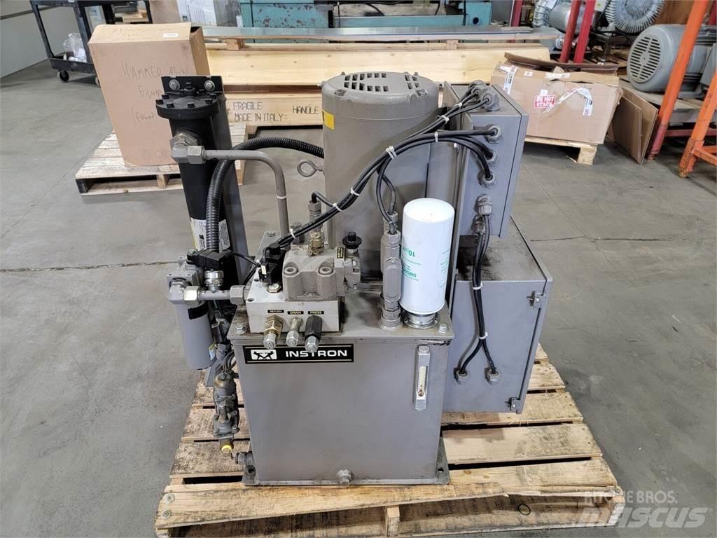  INSTRON A440 83C Pompa de apa