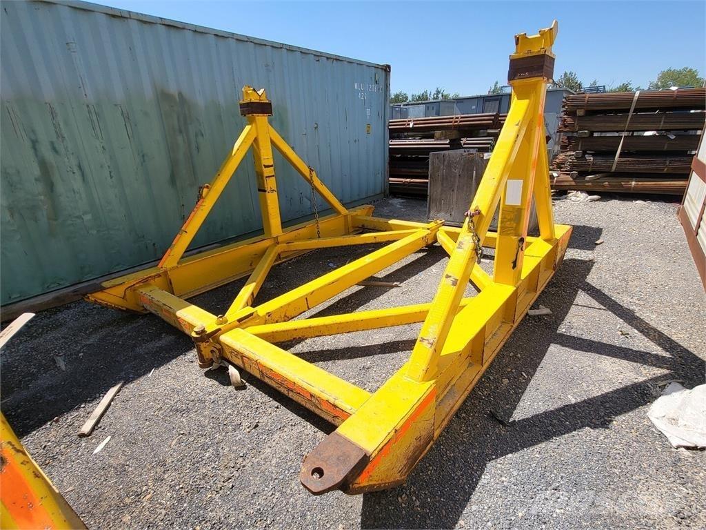  KINGLAND FREIGHTLINER Utilaje construcții - Altele