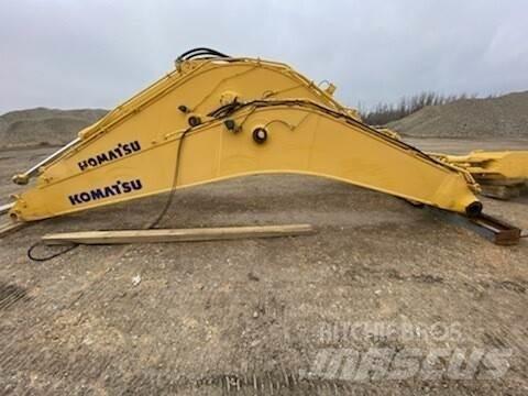 Komatsu  Excavatoare cu roti