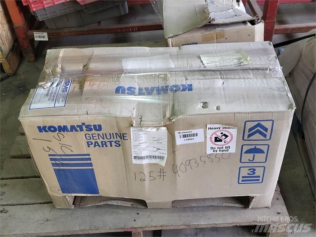 Komatsu 705-52-42090 Pompa de apa