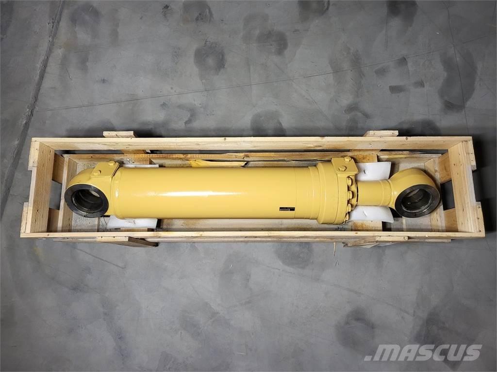 Komatsu 707-01-0E630 Transport - Altele