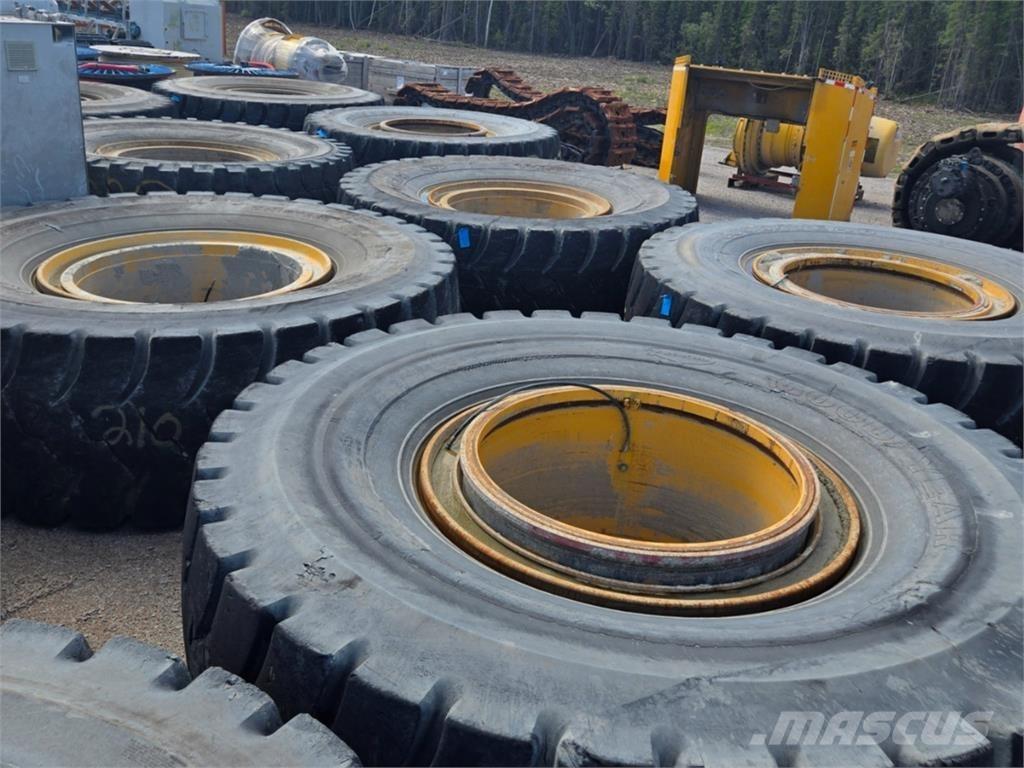 Komatsu 830E-1DC Roti