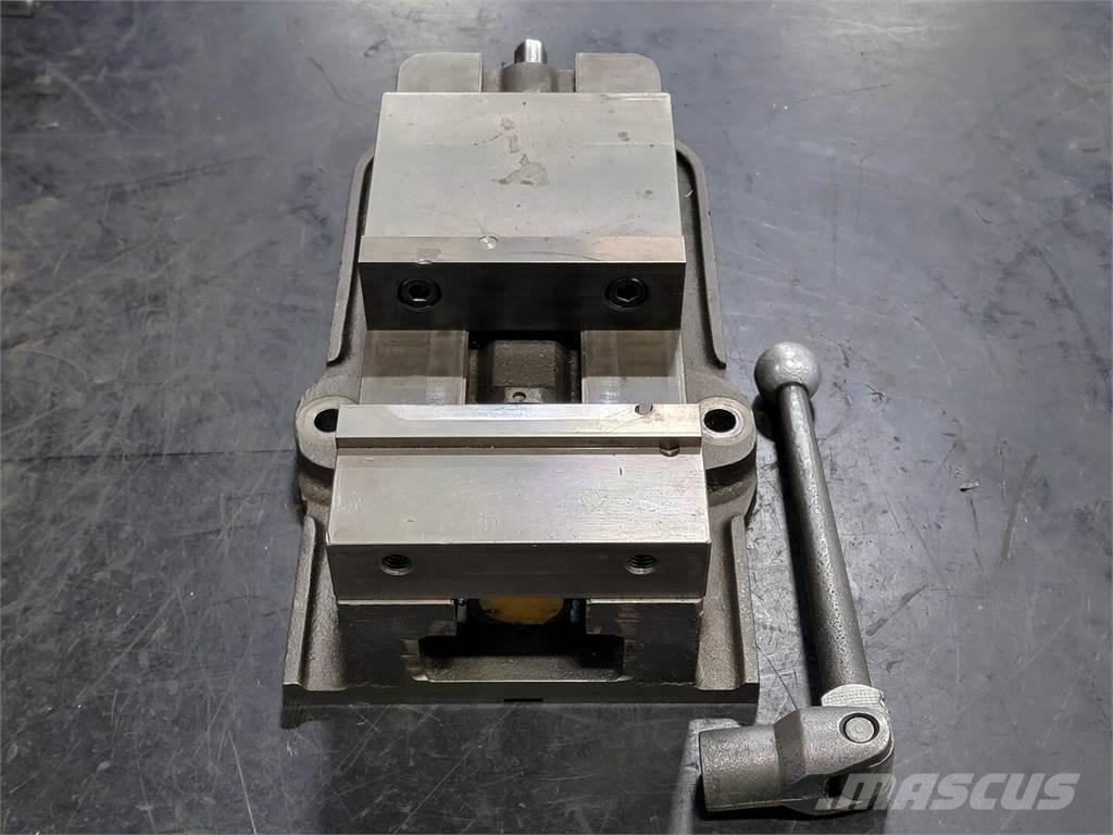  KURT D-675 Utilaje construcții - Altele