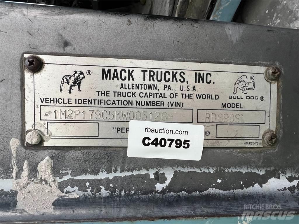 Mack RD690S Masini utilitare