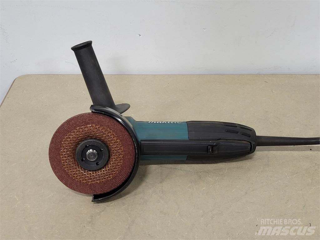 Makita GA4534 Utilaje construcții - Altele