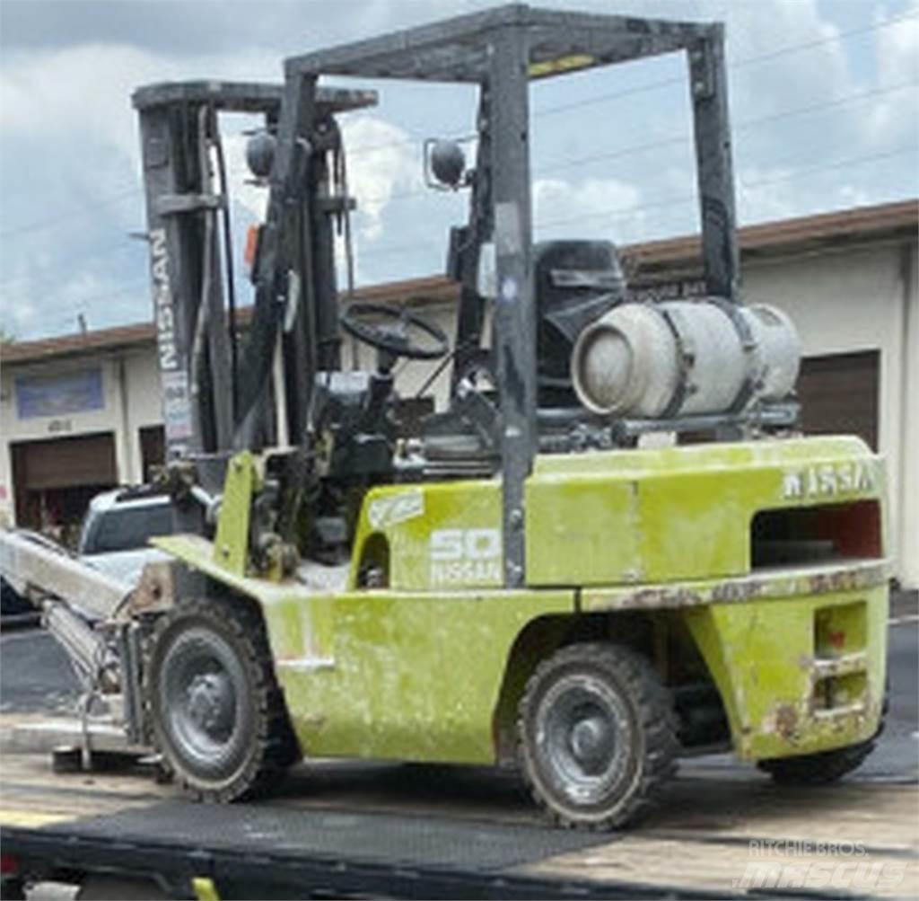 Nissan PJO2A25V Utilaje construcții - Altele