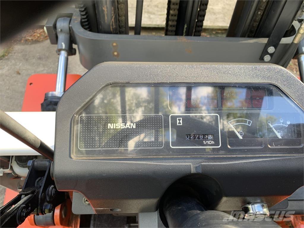 Nissan PJO2A25V Utilaje construcții - Altele