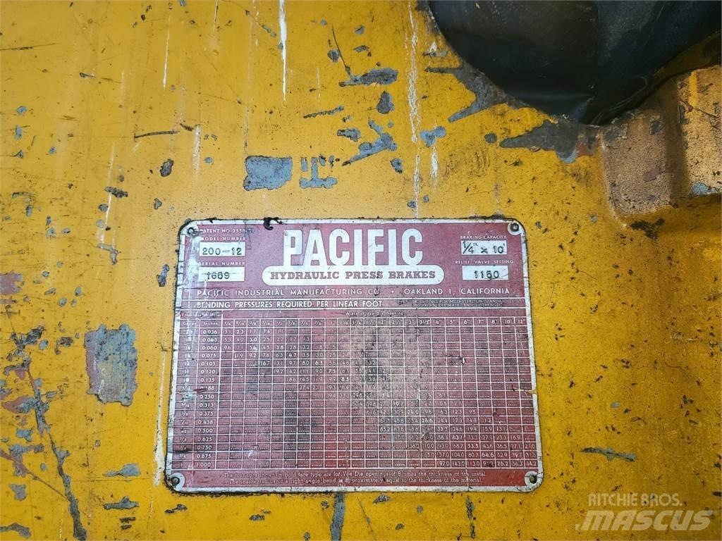 Pacific 200-12 Utilaje construcții - Altele