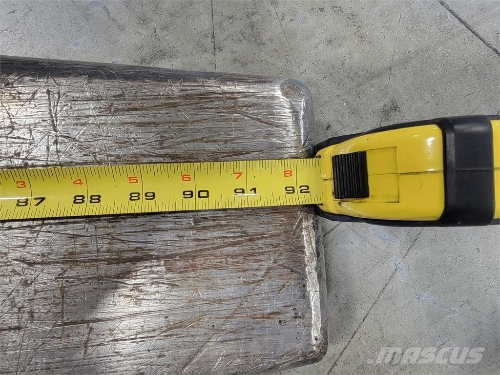 Raymond 8410 Utilaje construcții - Altele