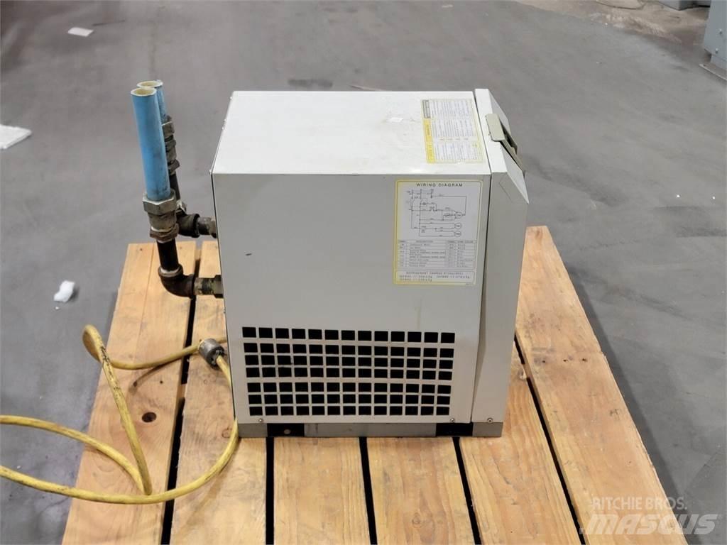  SCM IDFB6E-11N Uscatoare cu aer comprimat