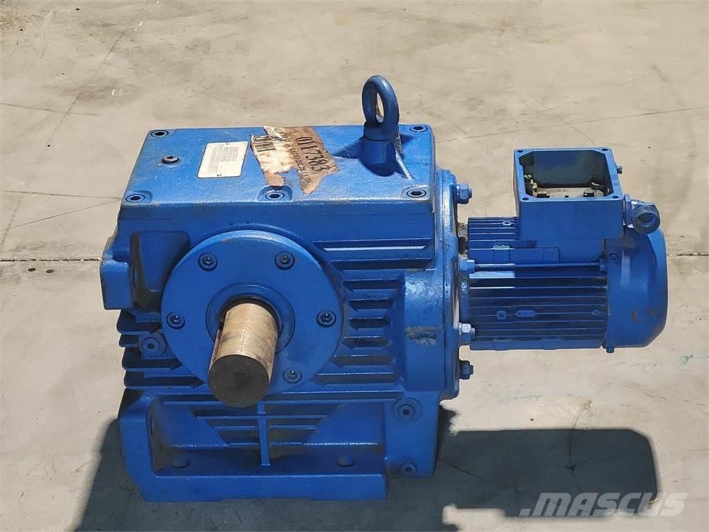  SEW-EURODRIVE S82A Utilaje construcții - Altele