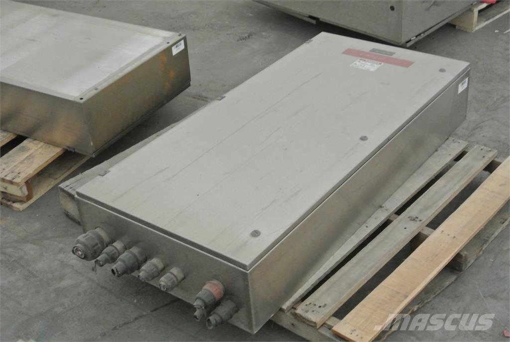  SQUARE D YBM4282 Utilaje construcții - Altele