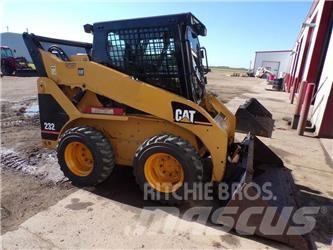CAT 232 Mini incarcator