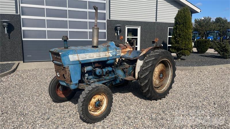 Ford 3000 Tractoare