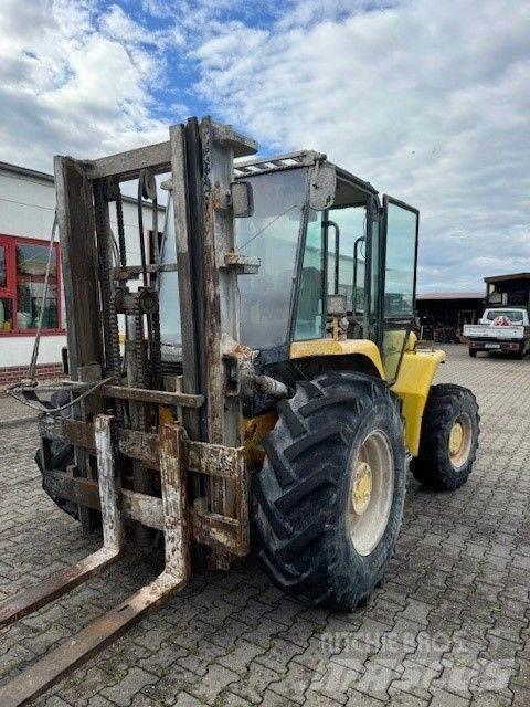 JCB 940-2 Masini de teren dificil