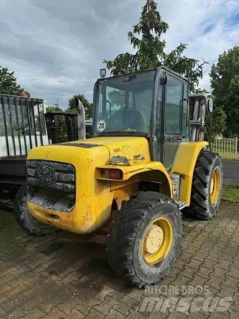 JCB 940-2 Masini de teren dificil