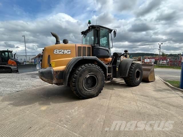 CASE 821G Incarcator pe pneuri