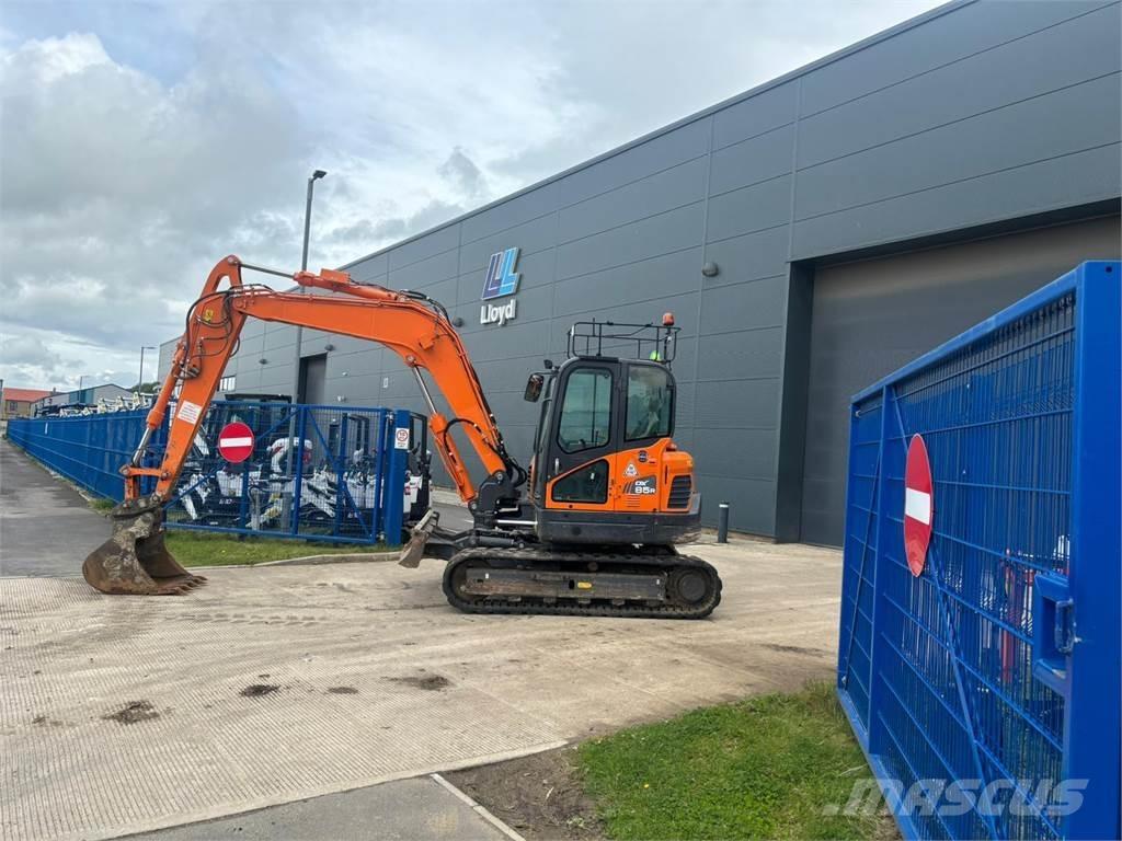 Develon DX85R-3 Excavatoare pe șenile
