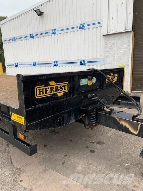 Herbst 24ft/19t Alte remorci