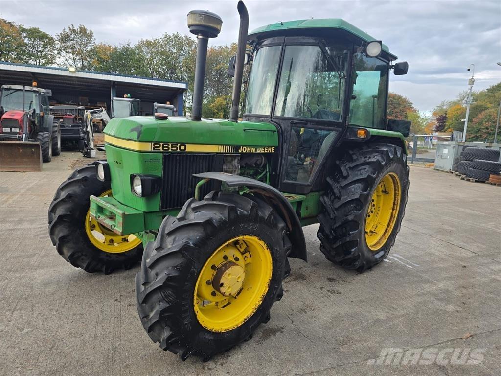John Deere 2650 Tractoare