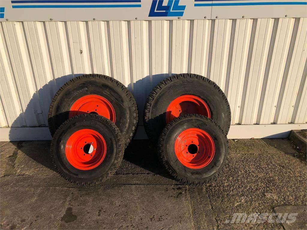 Kubota wheel set Utilaje întreţinere terenuri - Altele