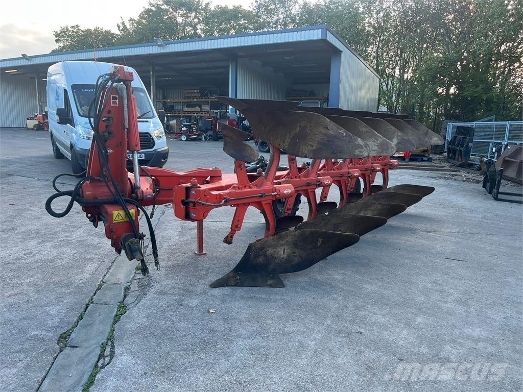 Kuhn Vari-Master Pluguri conventionale